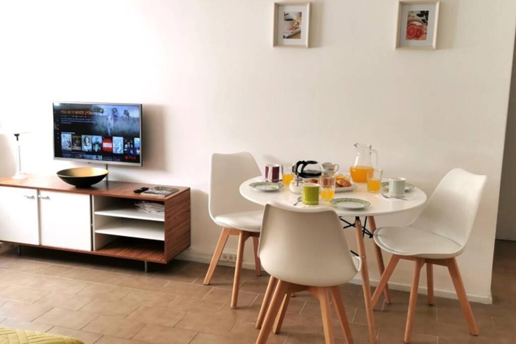 Luminoso 2 Ambientes En Almagro Av Corrientes 3 Personas Apartamento Buenos Aires Exterior foto